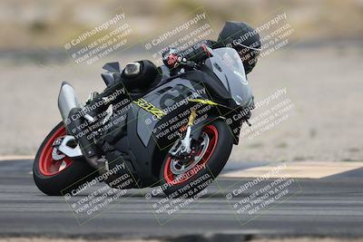 media/Nov-15-2025-Race Pace (Sat) [[8de605a2d8]]/Non Verified Riders (1st 20 Minutes)/Turn 4 (1010am)/